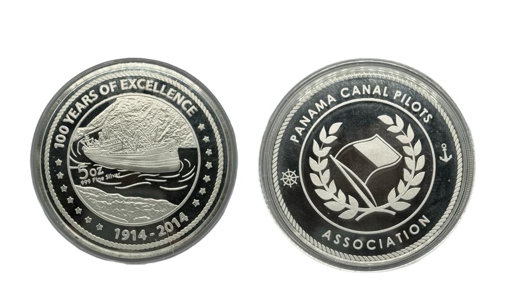 Medalla 100 Años de Excelencia 1914-2014